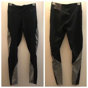 🎉NWT🎉 Nike Leggings